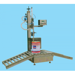 廠家直銷灌裝機(jī)，計(jì)量灌裝機(jī)